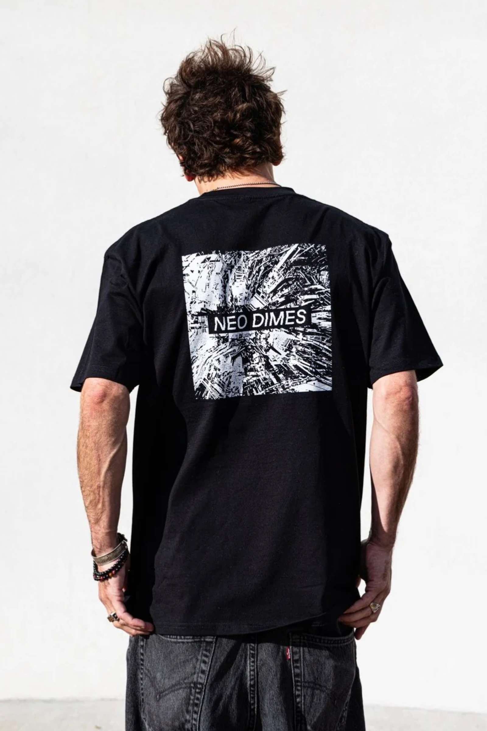 Men’s premium heavyweight tee
